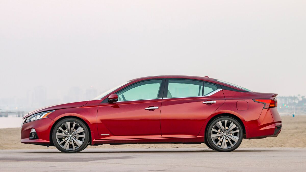Best Nissan Altima Years to Buy Used