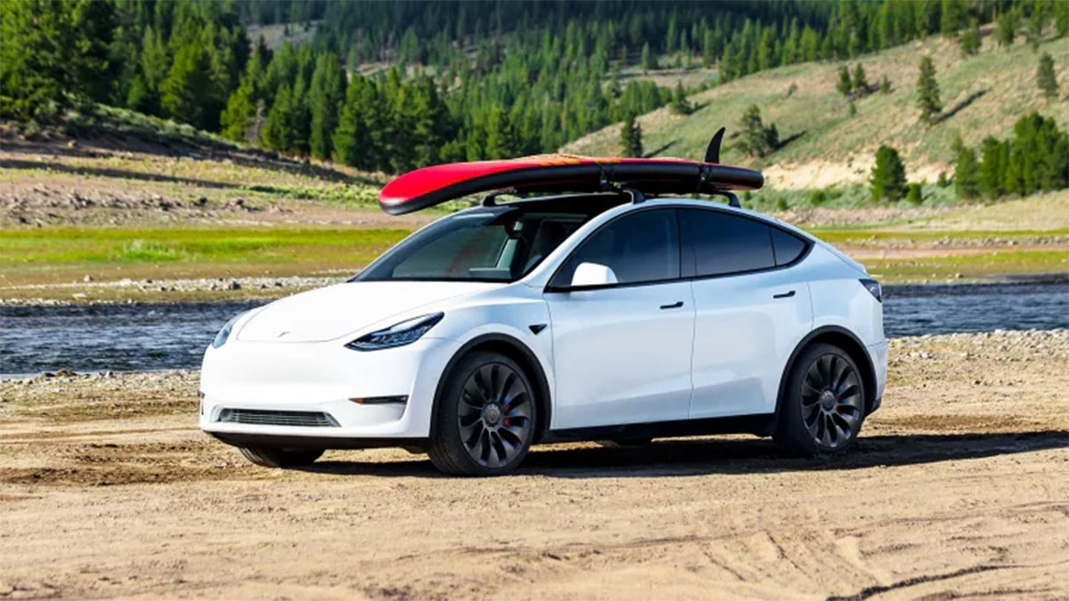 Tesla Recalls Vehicles Over Rearview Camera Issue