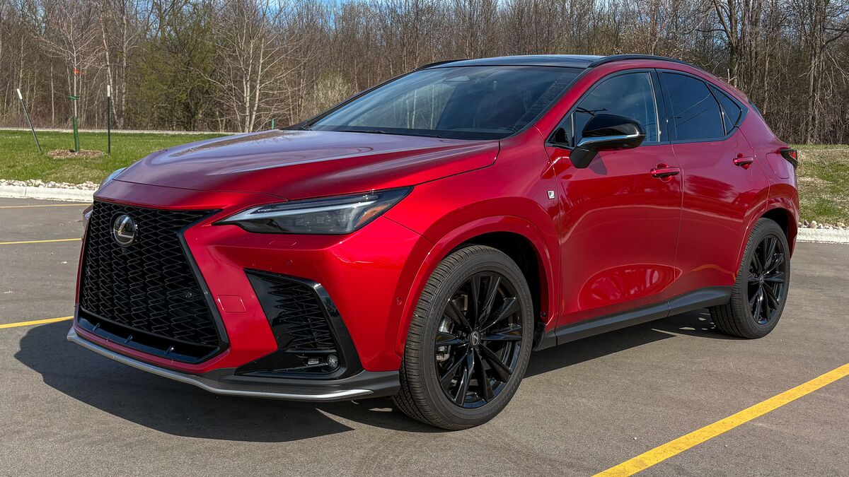 Driving the 2026 Lexus NX 350h F Sport Handling AWD