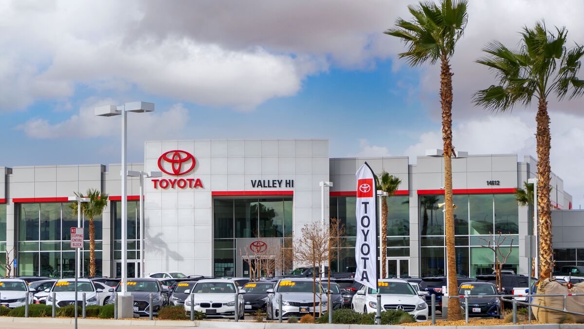 Do I Need to Visit the Dealership When Buying a Car?