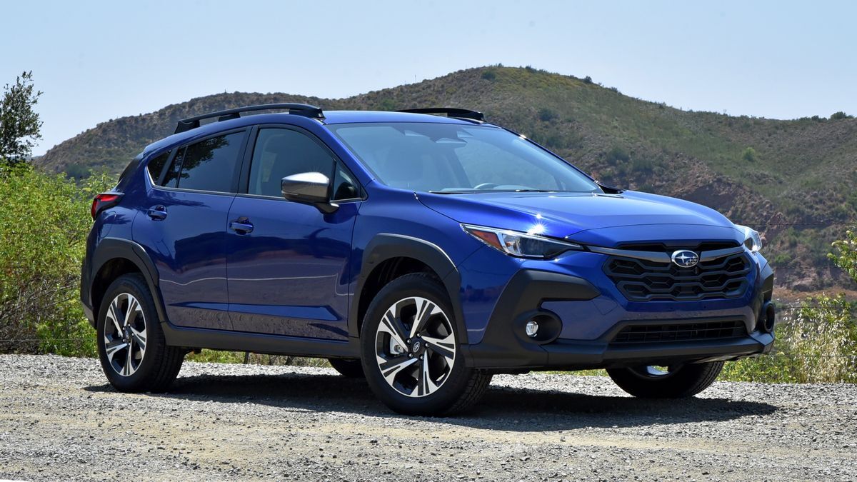 2025 Subaru Crosstrek with hills in the background.