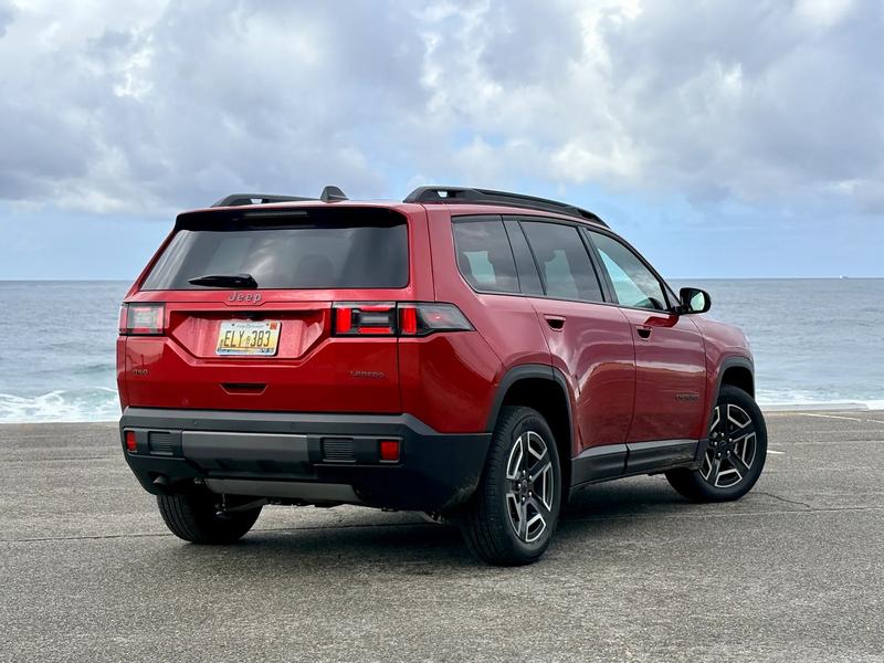 Jeep Cherokee rear three quarter angle.