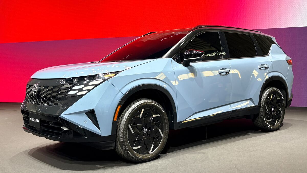 Driving the Nissan Rogue Hybrid: A 40 mpg, $35,000 Proposition?