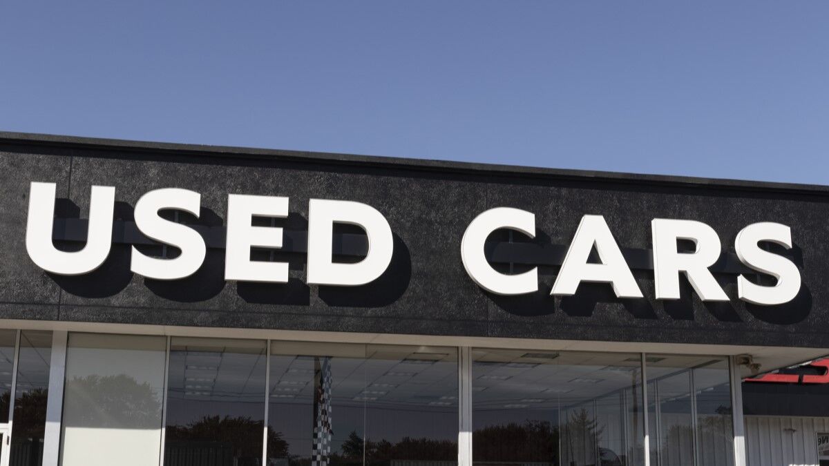 Average Used Car Price Hits Post-2022 High