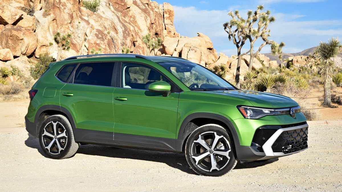 2025 Volkswagen Taos SEL