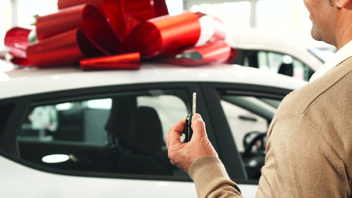10 Ways to Use Your Tax Refund On a Vehicle This Year