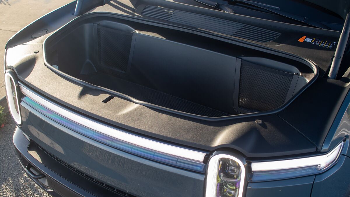 2026 Rivian R1S Quad frunk