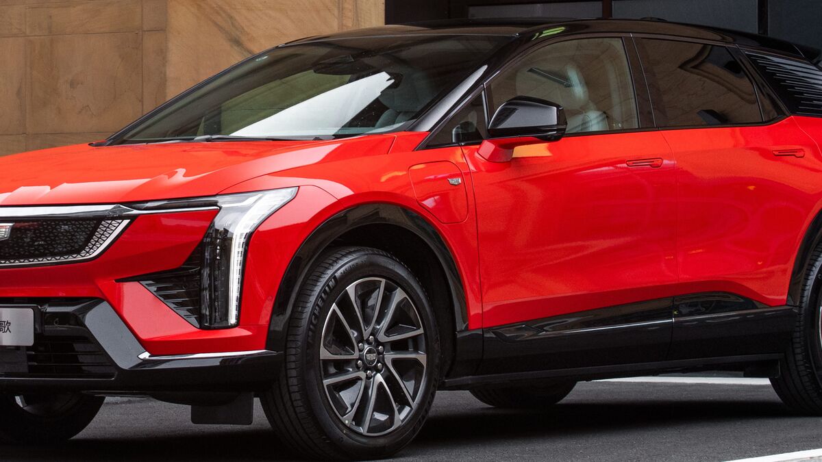 Cadillac Recalls Optiq SUVs Over Power Windows