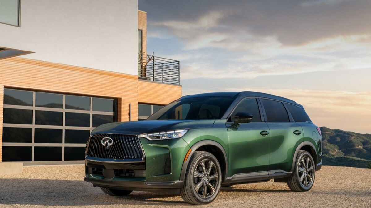 2026 Infiniti QX60 in green parked on the roof.