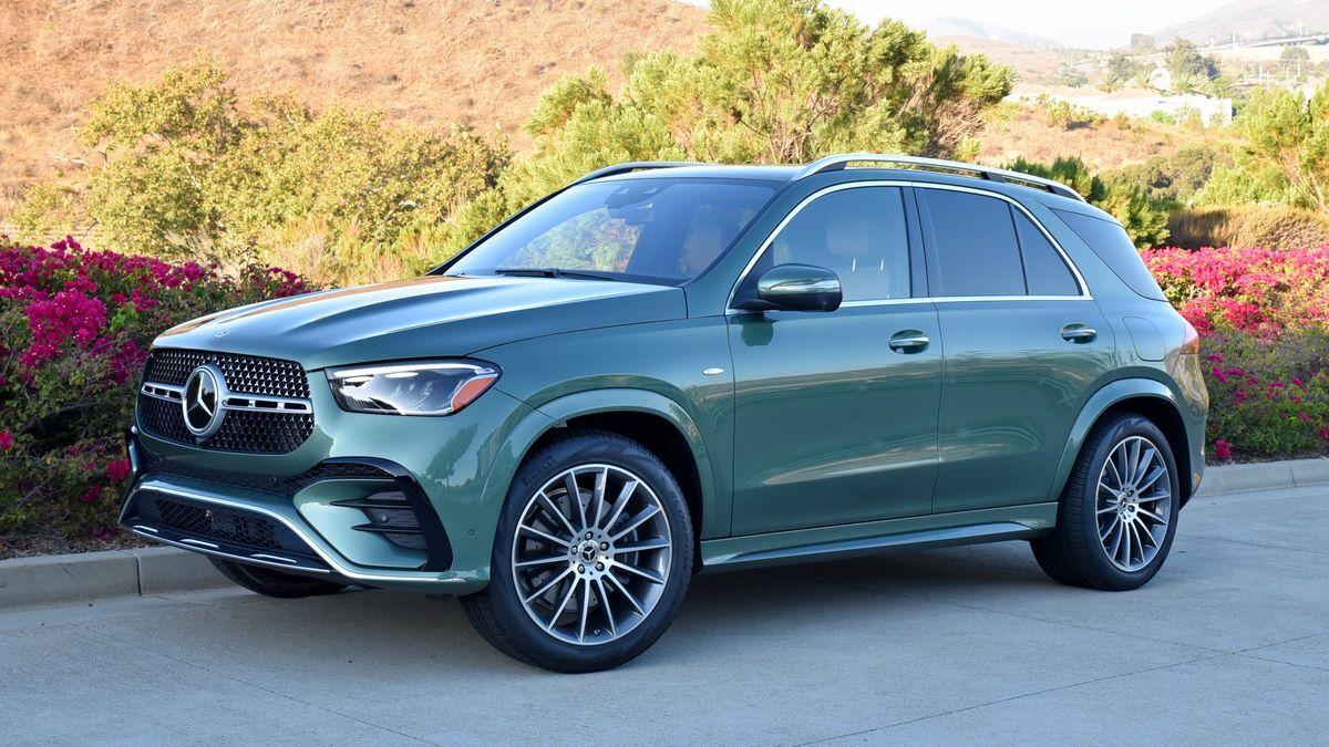 Recall: Some Mercedes-Benz GLE SUVs Have Wrong Seat Belts