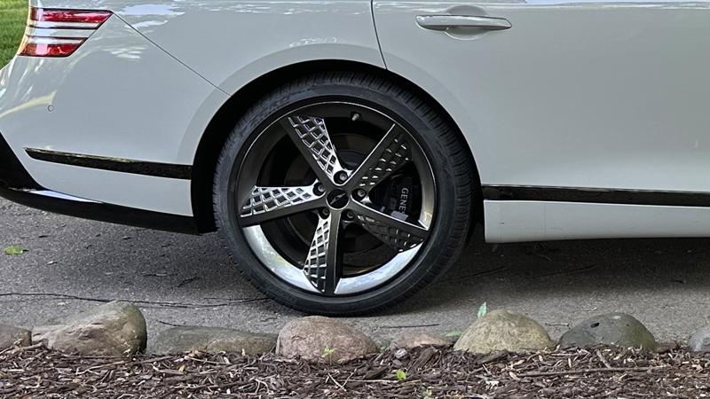 2025 Genesis G80 Sedan 3.5T Sport Prestige AWD midsize luxury sedan