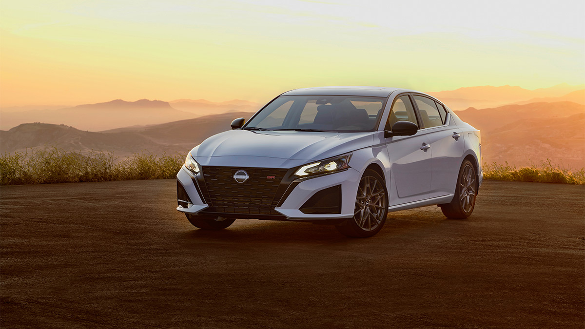 2026 Nissan Altima vs. 2026 Honda Accord Comparison