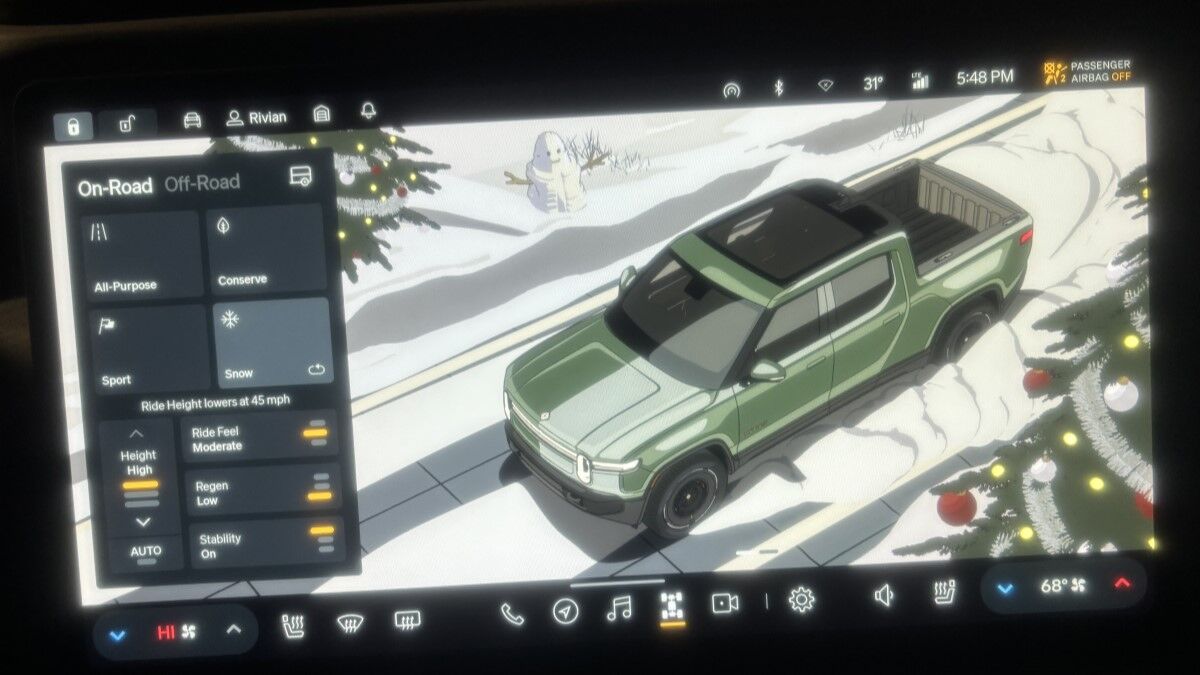 2025-rivian-r1t-interior-touchscreen.jpeg