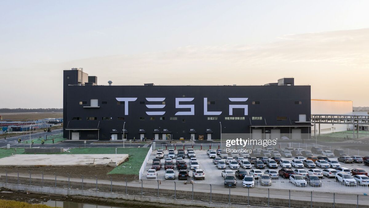 https://dam.coxautoinc.com/m/2ab11c84858ae07d/OG-Tesla-Shanghai-Factory-jpg.jpg
