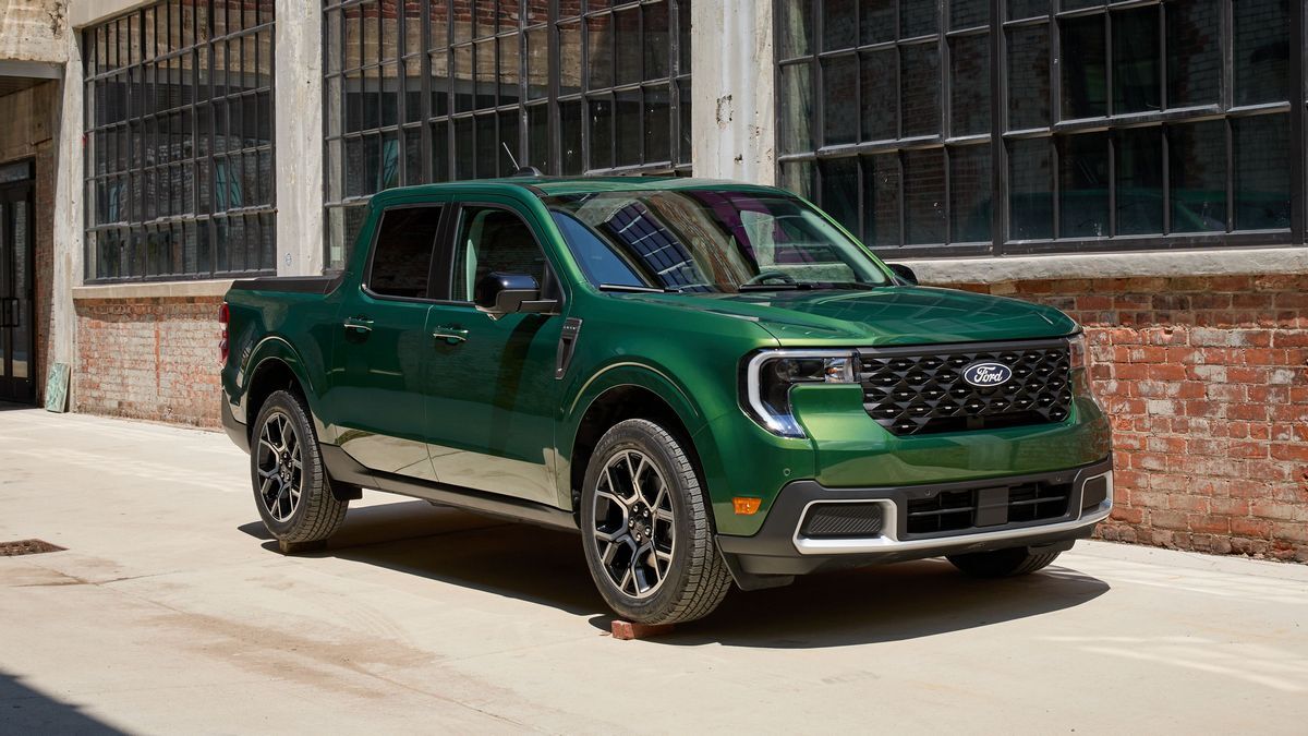 2025 Ford Maverick vs. 2025 Nissan Frontier Comparison 2025 Ford Maverick vs. 2025 Nissan Frontier Comparison