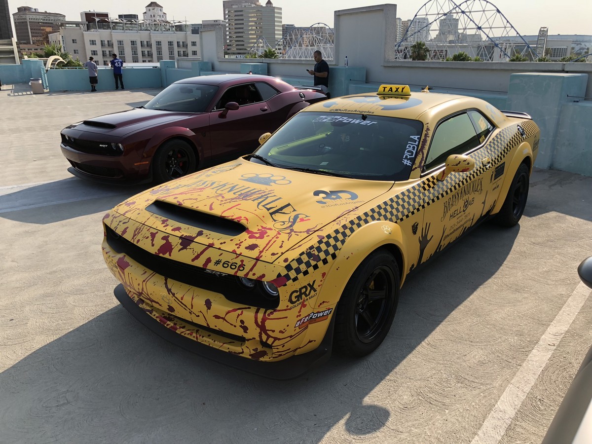 yellow dodge challenger srt demon