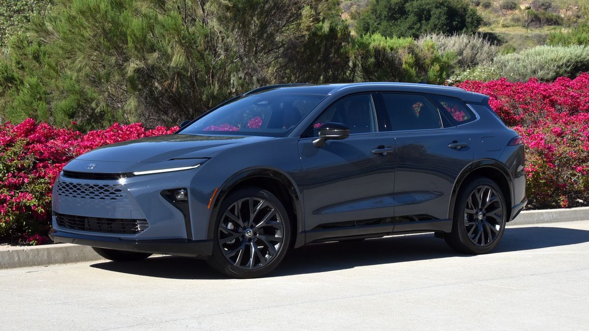 2025 Toyota Crown Signia Limited in Storm Cloud