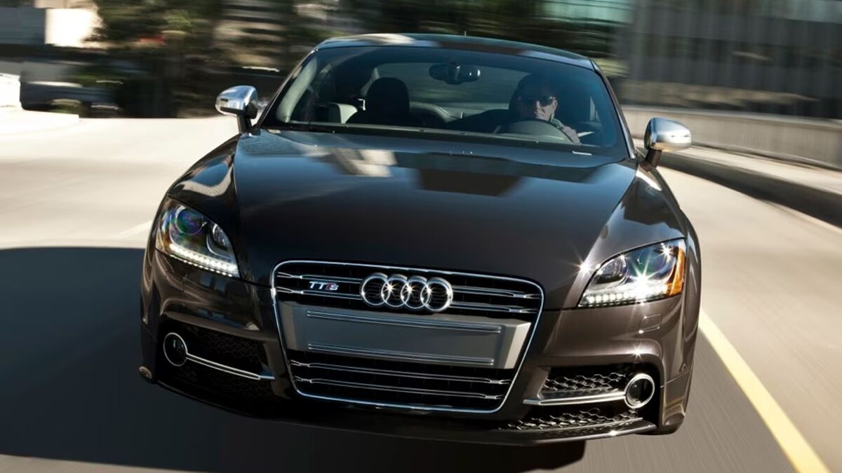 2013 Audo TTS in black.
