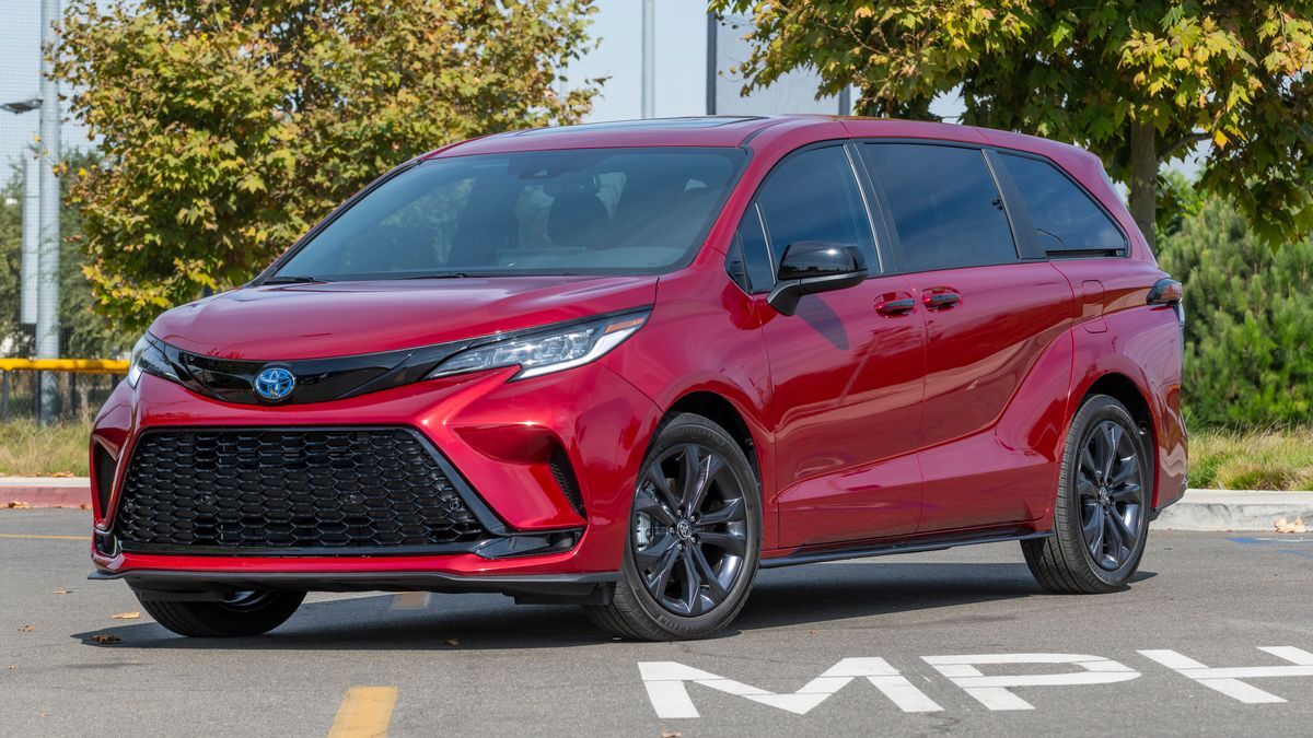 Greatest 7-Seat Hybrids