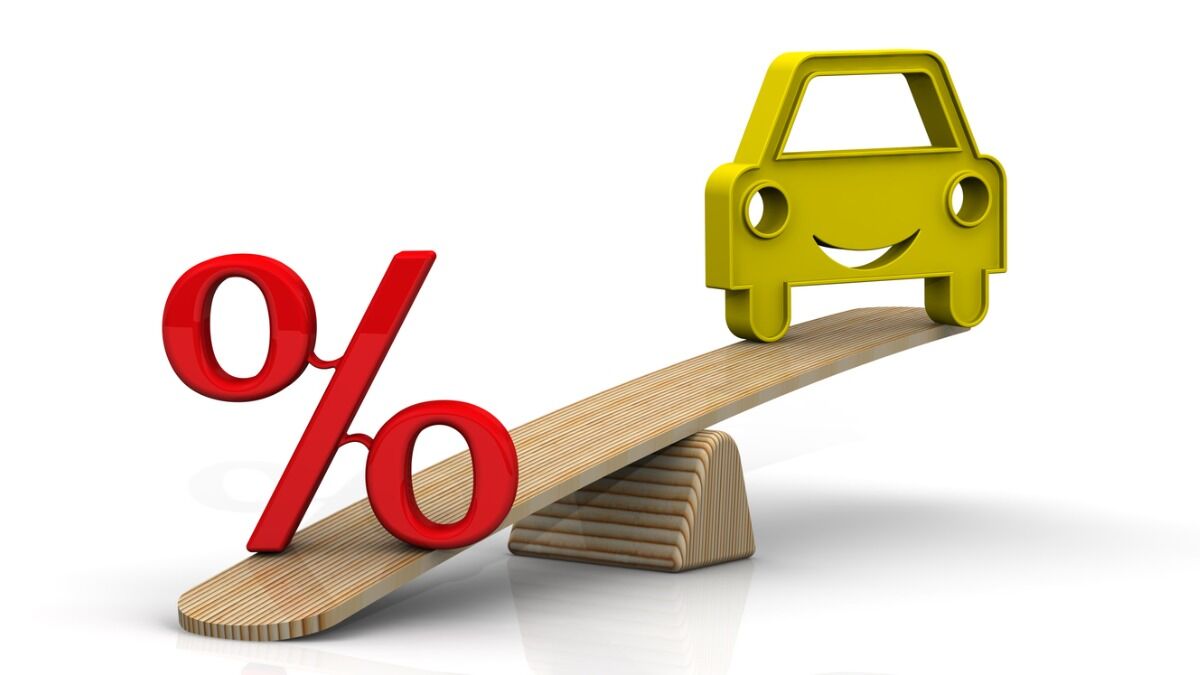 https://dam.coxautoinc.com/m/68234dbff9be4039/OG-car-loan-interest-rate-jpg.jpg