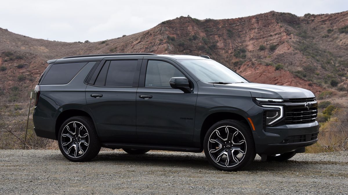 2025 Chevrolet Tahoe RST in Cypress Gray