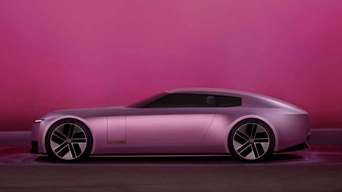 The Jaguar Type 00 Concept in pink, seen in profile