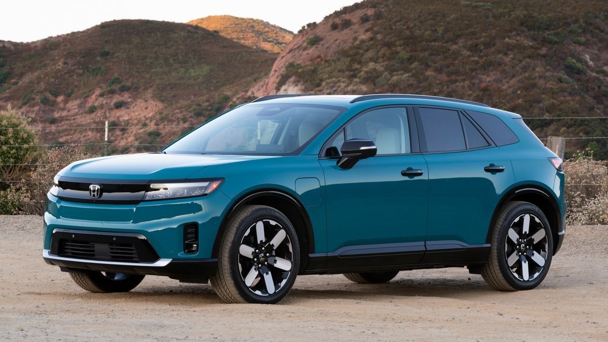 2025 Honda Prologue vs. 2025 Chevrolet Blazer EV Comparison